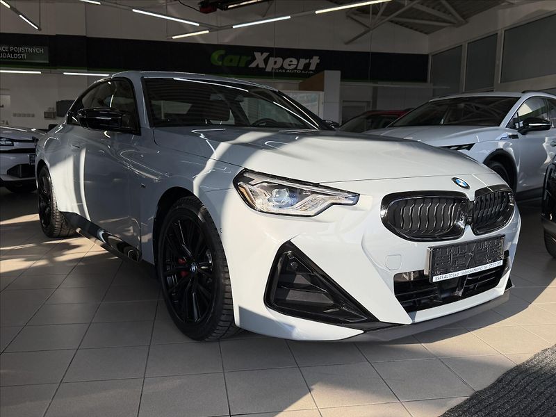 BMW Řada 2 3,0   M240i X-Drive - fotka 7 z 30