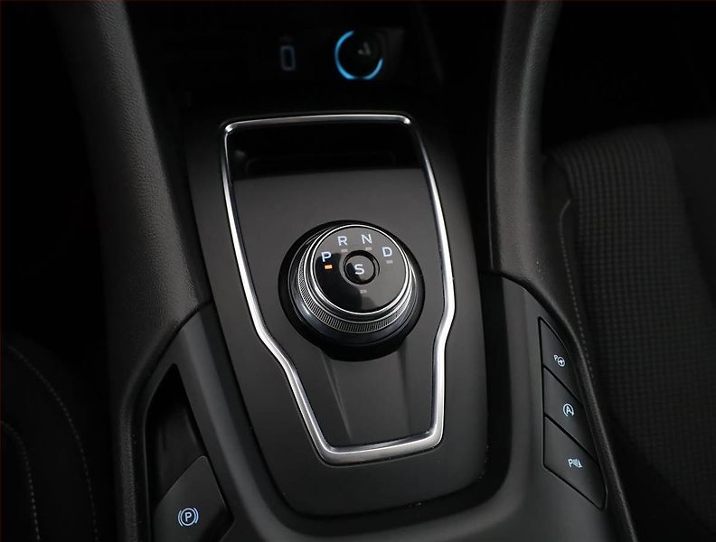 Ford Mondeo (2020) 2.0 EcoBlue, Automat, Navi - fotka 11 z 20