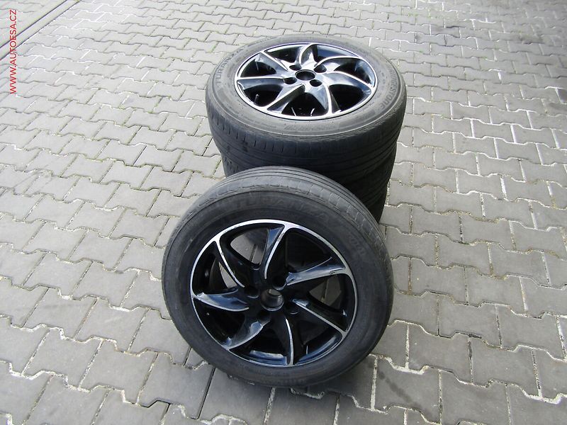 Opel Crossland (2021) 1.2 T, ČR, Navi, kamera - fotka 21 z 22