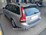 Volvo V50 (2005) 2.0 D, AC, xenon, park.asist - náhled 1