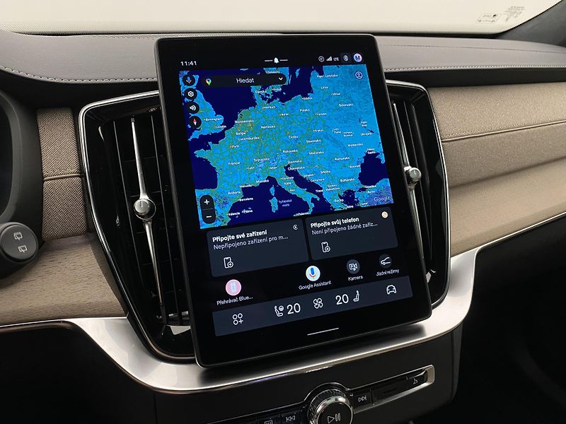 Volvo XC90 (2025) T8 AWD Plug-in DARK ULTRA - fotka 48 z 75