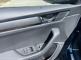 Škoda Superb 2,0 TDI 147 4x4 Style Aut - náhled 11