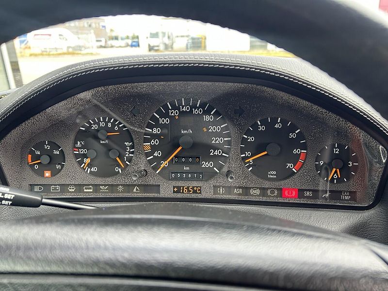 Mercedes-Benz SL 600 V12 - fotka 13 z 19