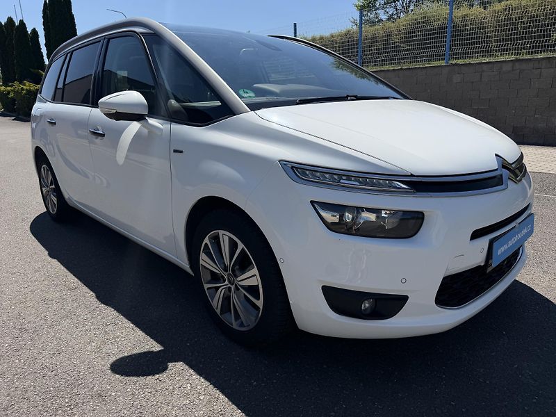 Citroën C4 Picasso 1,6i 121kW EXCLUSIVE - fotka 2 z 23