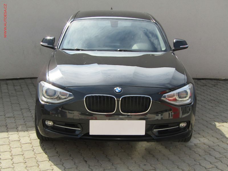 BMW Řada 1 (2013) 1.6i - fotka 2 z 3