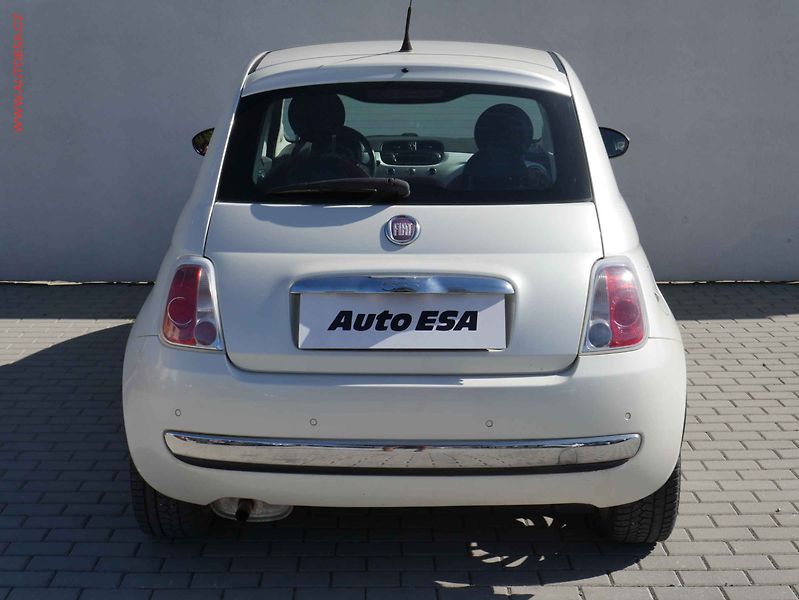 Fiat 500 (2009) 1.2 i - fotka 5 z 16