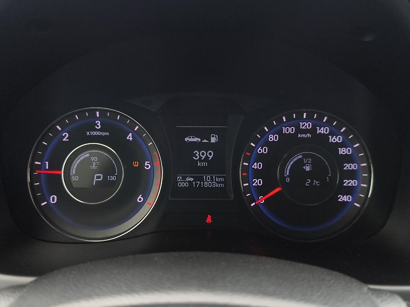 Hyundai i40 (2015) 1.7 CRDi 100kW, A/T, ČR, 1. Ma - fotka 17 z 26