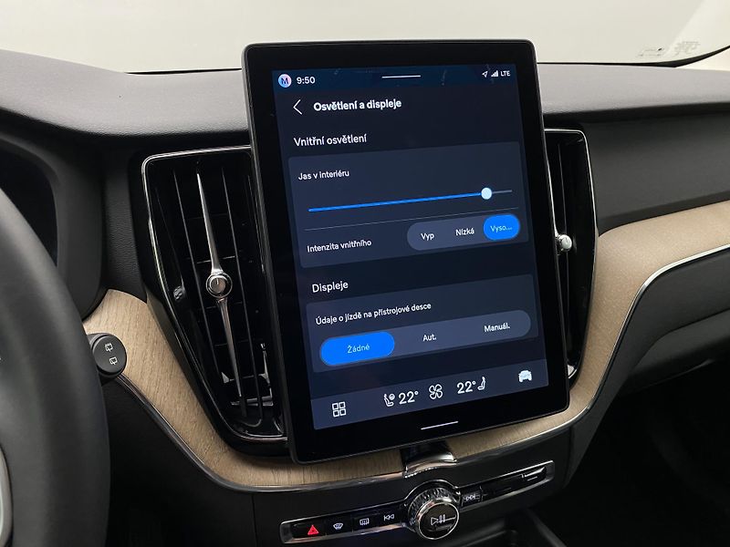 Volvo XC60 T6 AWD RECHARGE DARK PLUS CZ - fotka 54 z 62