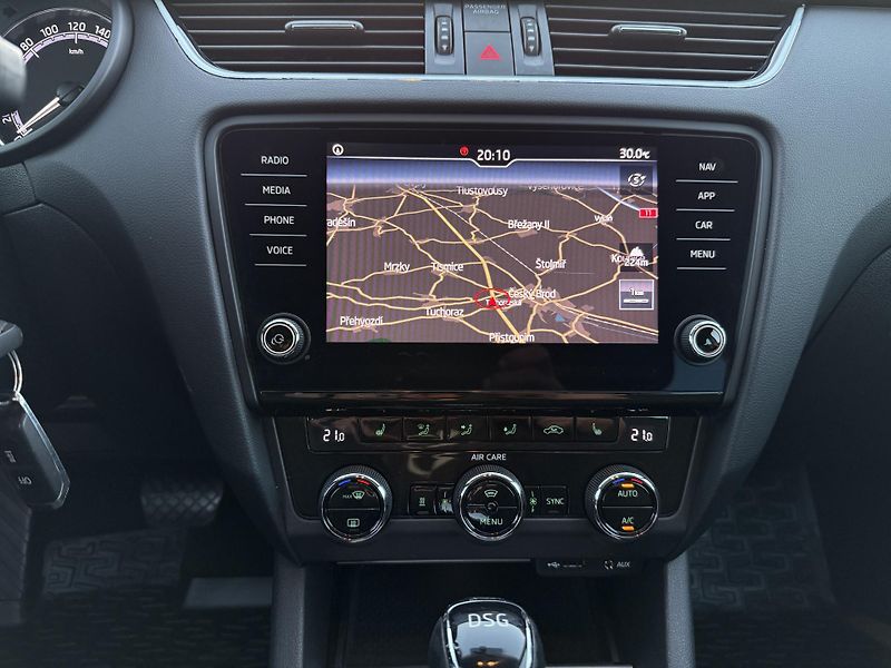 Škoda Octavia 1.4TSi DRIVE 110kW DSG - fotka 12 z 18