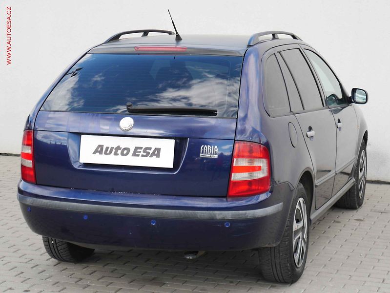 Škoda Fabia (2005) 1.4 TDi, AC, park.asist - fotka 4 z 13