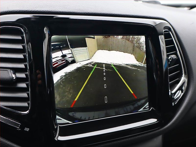 Jeep Compass (2019) 2.0 MultiJet - fotka 16 z 20