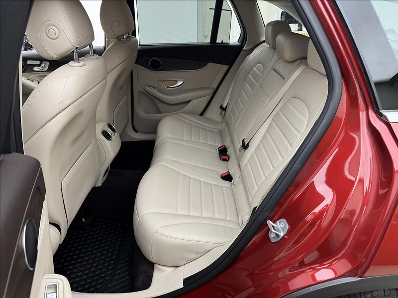 Mercedes-Benz GLC 2,0 DPH 4X4 LED KŮŽE 2XKOLA CZ - fotka 37 z 43