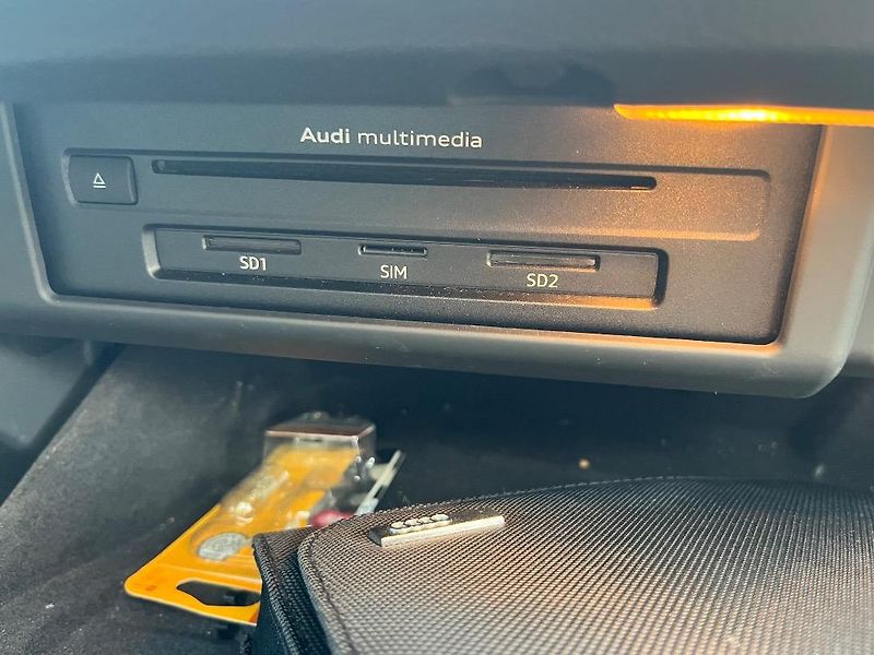 Audi A4 Avant (2017) AUDI A4 AVANT 2.0 TDI 140kW qu - fotka 28 z 50