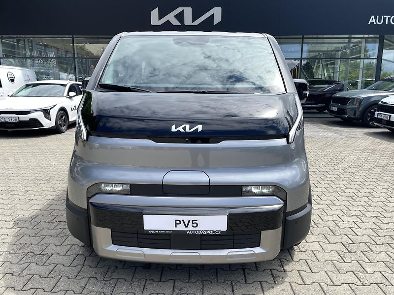 Kia PV5 (2026) 5P 4x2 ELITE 120 KW + 71,2 KW - fotka 8 z 28