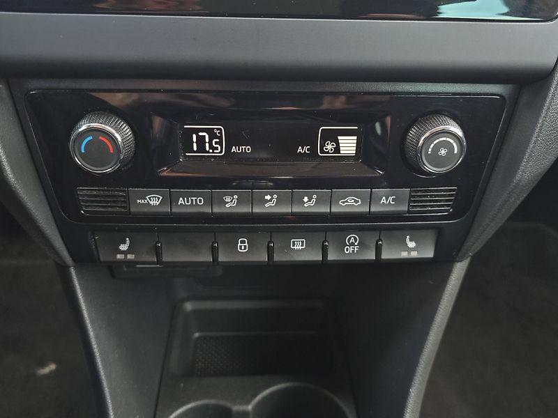 Škoda Rapid (2018) Style 1.0 TSi 81kw, DPH, tažné - fotka 19 z 23