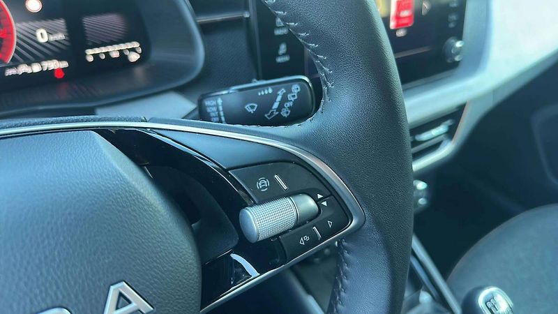 Škoda Scala Top Selection 1,0TSI 85kW MT6/ - fotka 11 z 27