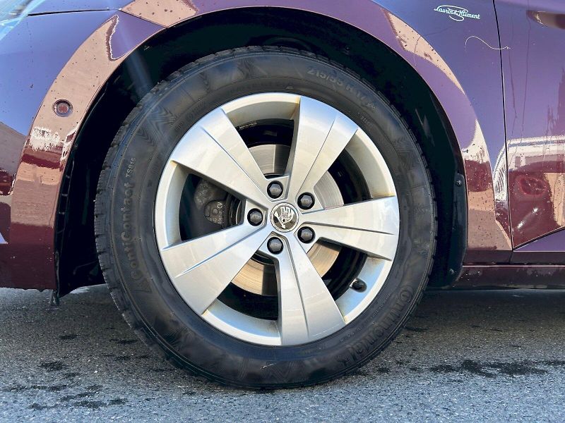 Škoda Superb (2016) Laurin & Klement 2.0 TDI 140kW - fotka 11 z 35