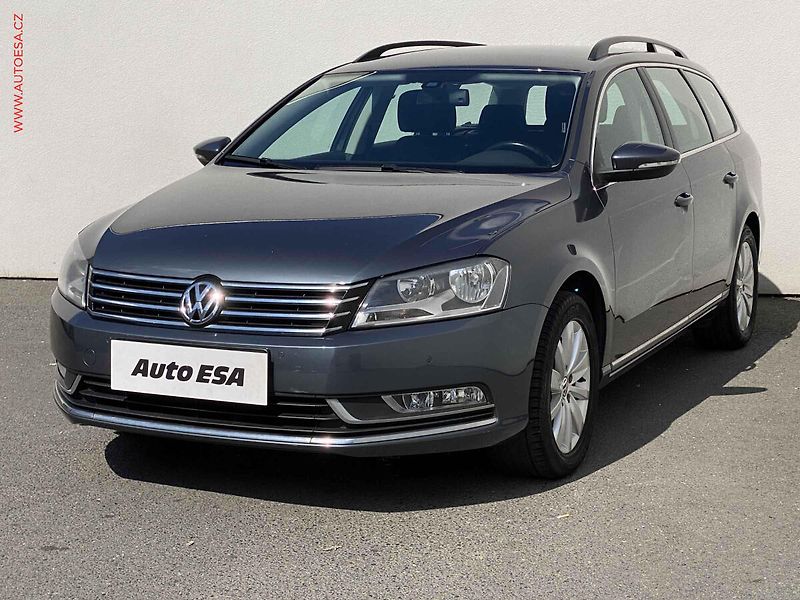 Volkswagen Passat (2012) 1.4 TSi, Comfortline, +kola - fotka 3 z 19