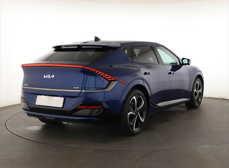 Kia EV6 (2023) AWD 77.4 kWh, SoH 100% - fotka 5 z 27