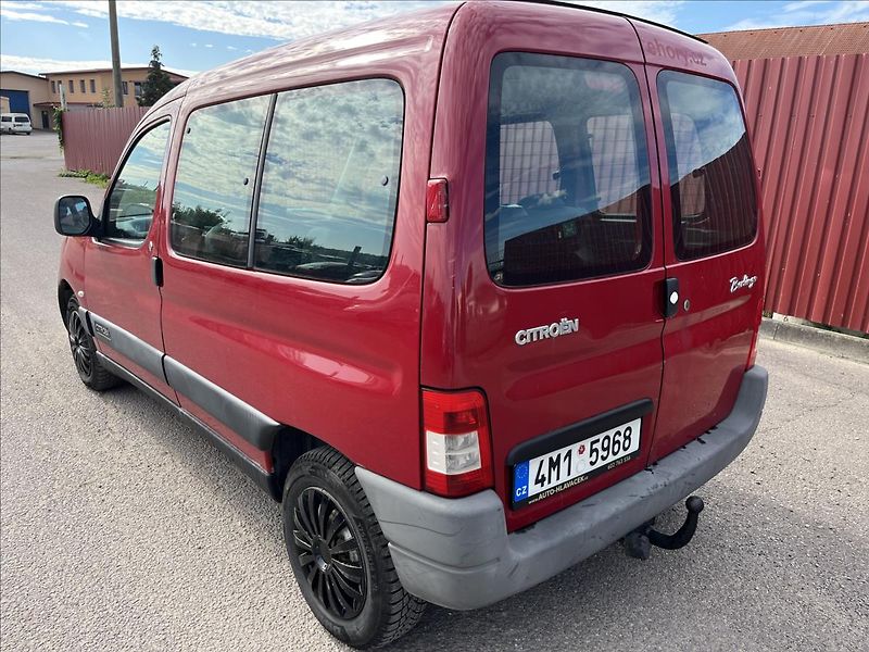 Citroën Berlingo 1,4 i TAŽNÉ STK 2/27 - fotka 8 z 31