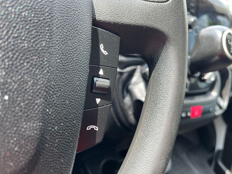 Citroën Jumper 2.2BHDi 88kw*ZADÁNO* - fotka 17 z 22