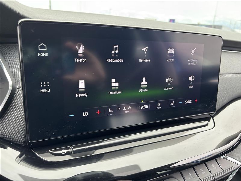 Škoda Octavia 2,0 TDI 110kW Style Aut - fotka 33 z 39