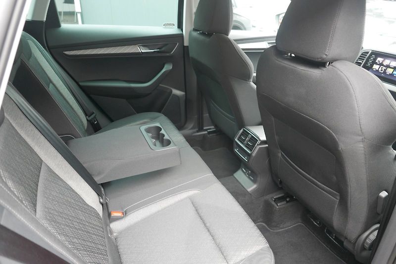 Škoda Karoq (2025) 1.5 TSI 110 kW DSG 7° Top Sele - fotka 18 z 29