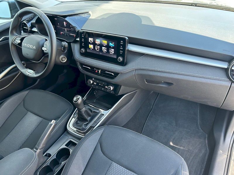 Škoda Fabia (2025) Top Selection 1.0 TSI 85 kW - fotka 15 z 30