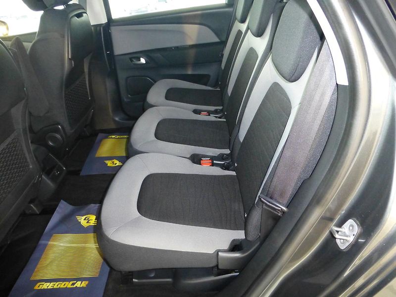Citroën C4 Picasso (2016) 1.6HDI-88KW*PARK.S**NAVIG**ALU - fotka 14 z 27