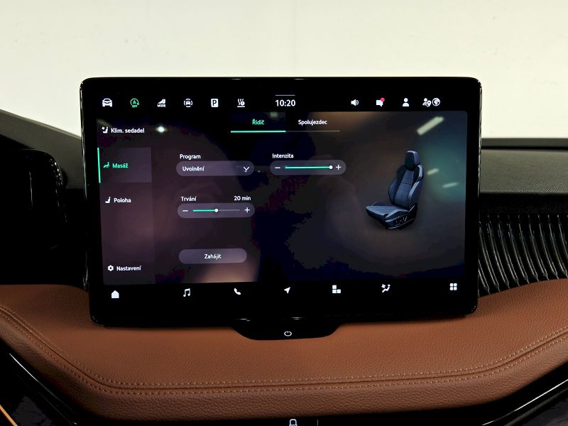 Škoda Superb (2024) Combi 2.0 TSI 195 kW DSG 4x4 L - fotka 17 z 33