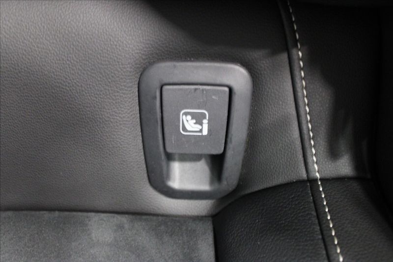 Volkswagen Arteon 2,0 TDI DSG ELEGANCE 1.MAJ. CZ - fotka 27 z 35