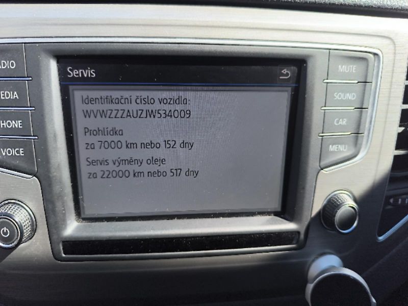 Volkswagen Golf Sportsvan 1.4 TSi Comfort edition - fotka 19 z 24