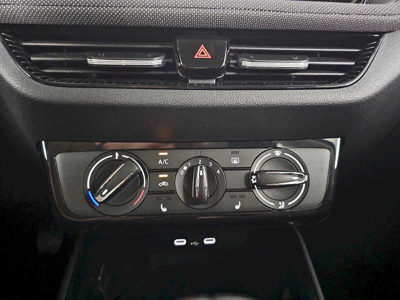 Škoda Fabia (2025) 1.0MPI 59KW SELECTION - fotka 26 z 32