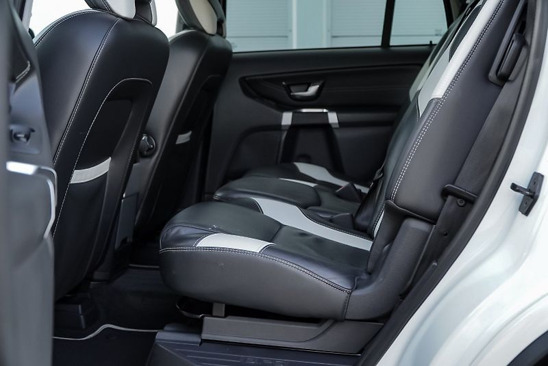 Volvo XC90 D5 AWD POLESTAR - fotka 20 z 30