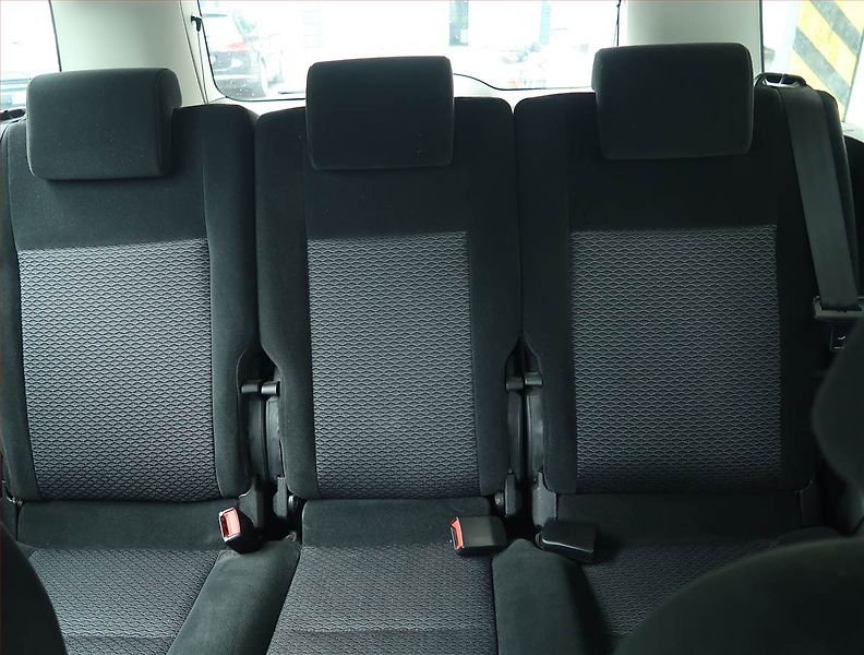 Ford C-MAX (2009) 1.6 TDCi, po STK, zamluveno - fotka 10 z 16