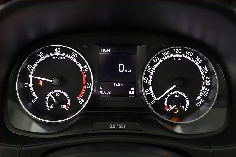 Škoda Fabia (2021) Ambition 1.0 TSI, ČR,1.maj - fotka 8 z 12