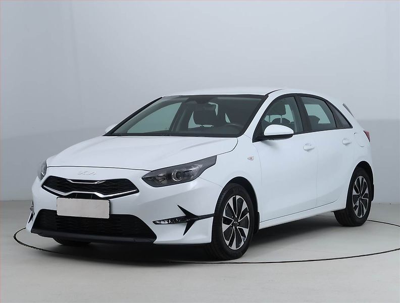 Kia Ceed (2025) Spin 1.0 T-GDI, ČR,1.maj - fotka 2 z 18