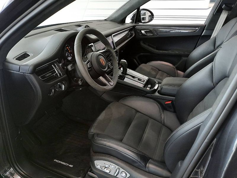 Porsche Macan (2024) GTS (324kW/440k) PDK - fotka 6 z 27