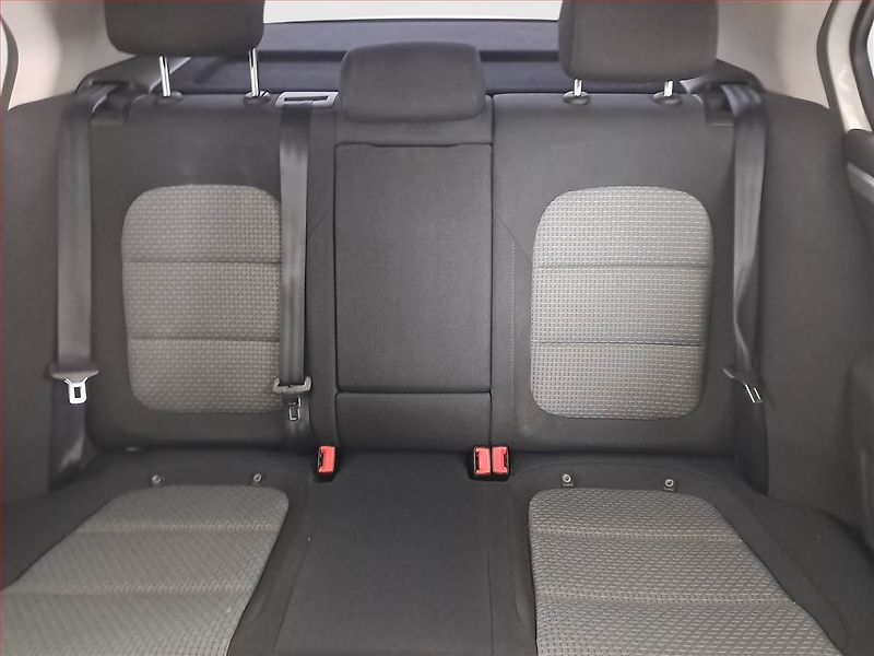 Škoda Superb (2011) 1.6 TDI, Tempomat - fotka 10 z 16