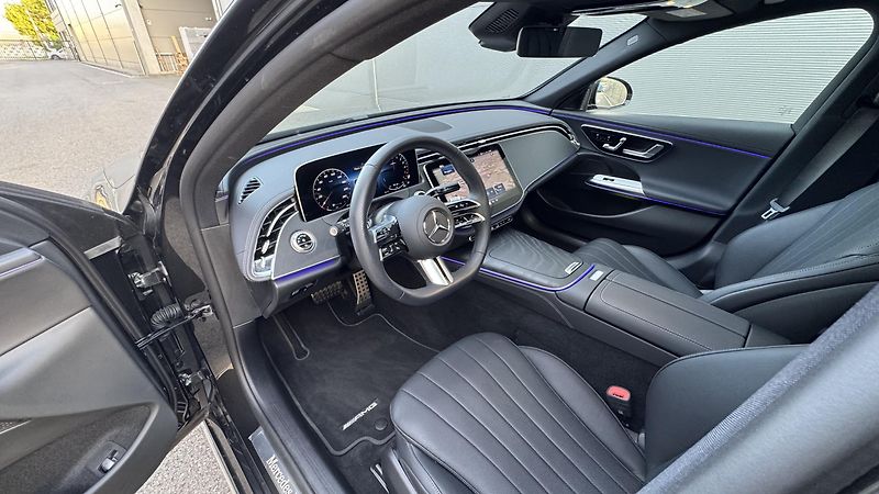 Mercedes-Benz Třídy E (2025) E300de 4MATIC AMG,DIGI LIGHT - fotka 15 z 27