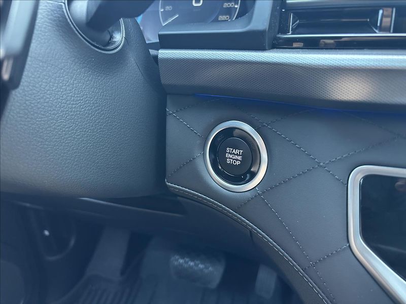 KGM Rexton 2,2 e-XDI 148kW AWD Premium - fotka 27 z 39