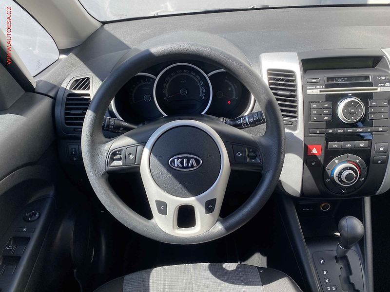 Kia Venga (2012) 1.6i, AT, AC - fotka 11 z 16