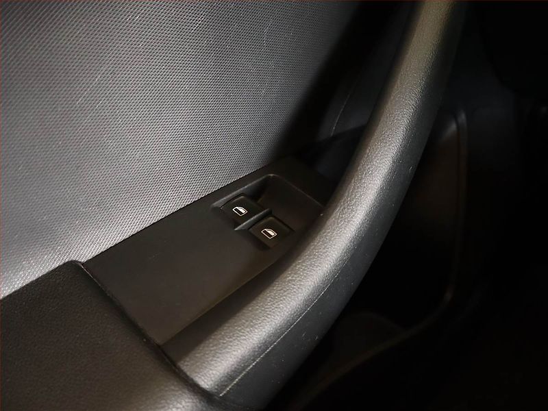Škoda Rapid (2014) Ambition 1.2 TSI, Serv.kniha - fotka 14 z 14