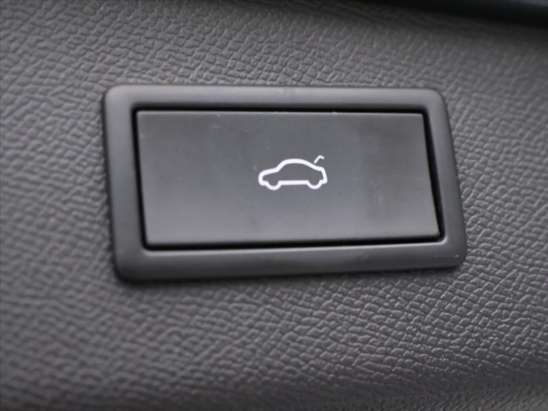 Cupra Leon 2,0 TSI 140 kW DSG ST CZ - fotka 10 z 35