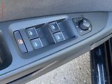 Seat Leon (2017) 1.8 TSi, FR, DSG, LED, kamera - náhled 11