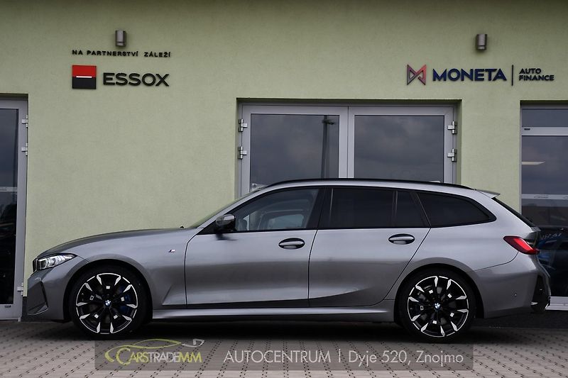 BMW Řada 3 320D xDrive M-SPORT ČR 1.M - fotka 2 z 60