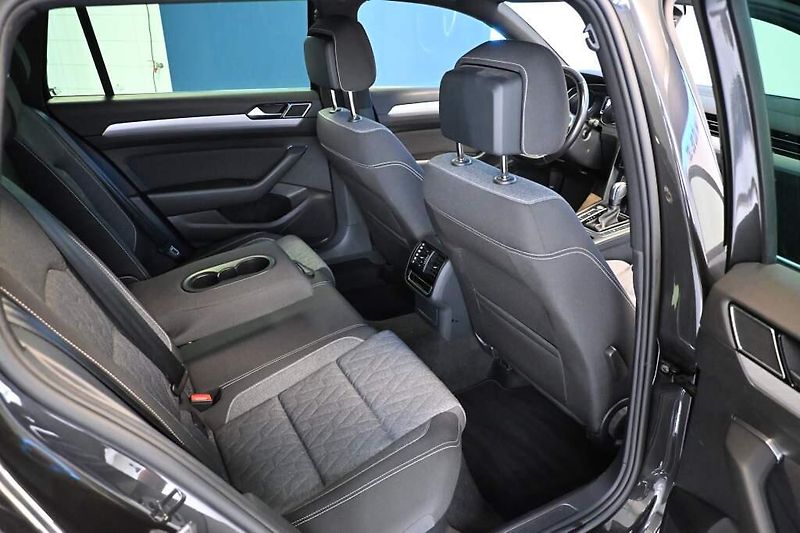 Volkswagen Passat (2023) 2.0 LED DSG ACC BUSINESS Kamer - fotka 9 z 29