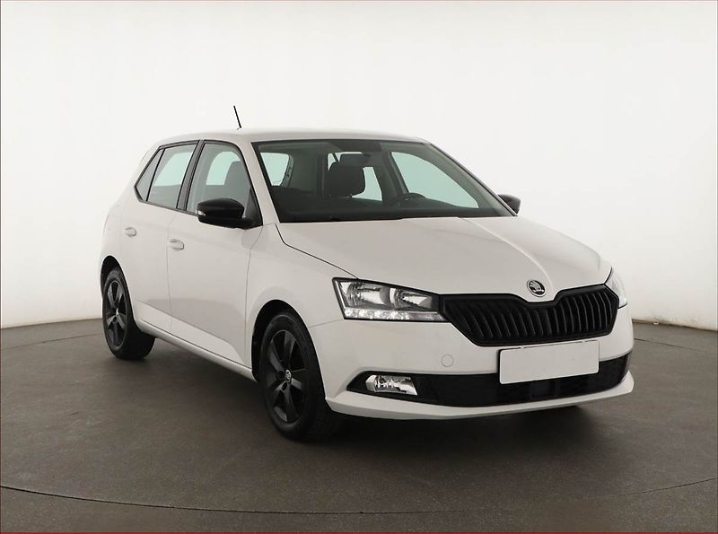 Škoda Fabia (2021) Ambition 1.0 TSI, ČR,1.maj - fotografie inzerátu