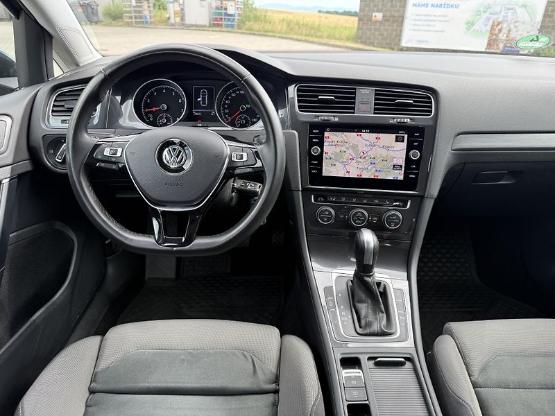 Volkswagen Golf VII VARIANT 1.5 TSI DSG - fotka 12 z 14