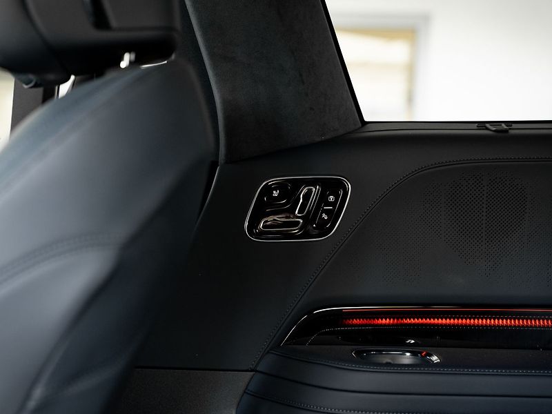 ZEEKR 9X Ultra 70kWh Hyper-SUV 4WD - fotka 19 z 28